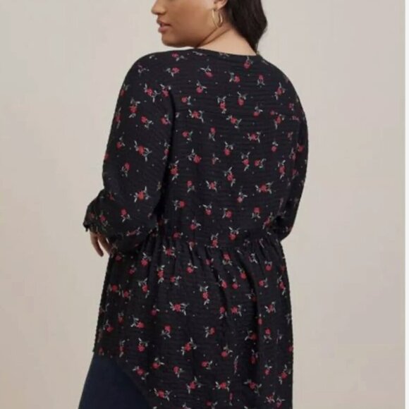 TORRID EMMA BABYDOLL CRINKLE GAUZE LONG SLEEVE BLACK ROSES SZ 0 TUNIC TOP - Picture 6 of 6